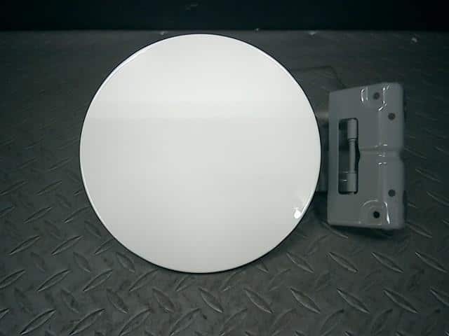 Fuel Filler Lid HONDA N box+ 2016 DBA-JF2 — photo 1