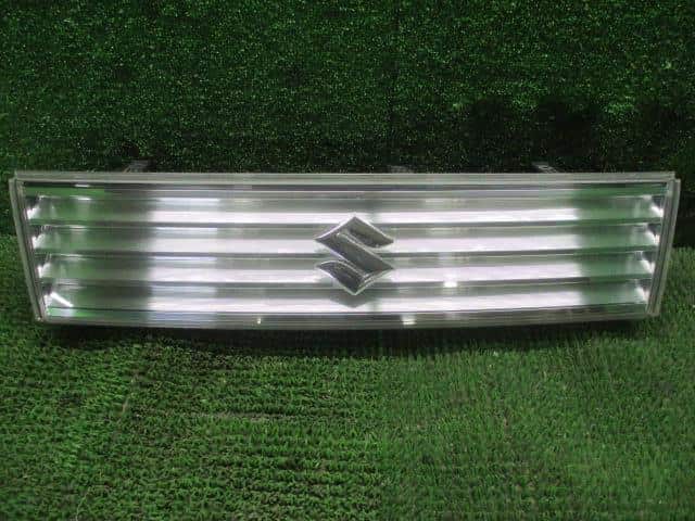 Radiator Grille SUZUKI Wagon R CBA-MH22S — photo 1