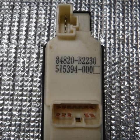 Power Window Switch DAIHATSU Mira 2007 DBA-L285S 84820B2230 — photo 2