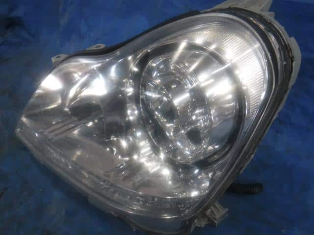 Left Headlight TOYOTA Crown Majesta 2005 DBA-UZS186 8115030F20 — photo 3