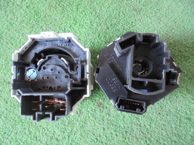 A/C Control Panel TOYOTA Succeed 2015 DBE-NCP165 — photo 3
