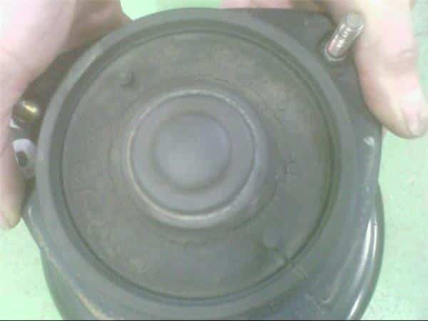 Front Right Strut SUBARU Legacy 2002 TA-BE5 — photo 2
