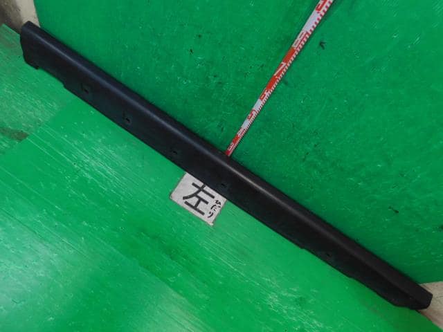 Left Side Step HONDA Integra 1999 GF-DB6 71850ST8000 — photo 1