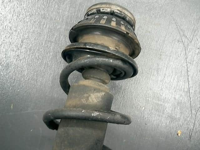 Front Right Strut HONDA N-wgn 2014 DBA-JH2 — photo 4