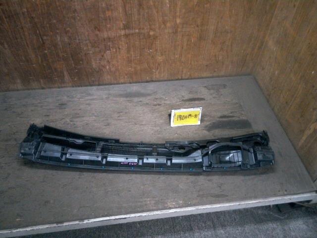 Cowl Top Panel TOYOTA Prius 2011 DAA-ZVW30 — photo 2