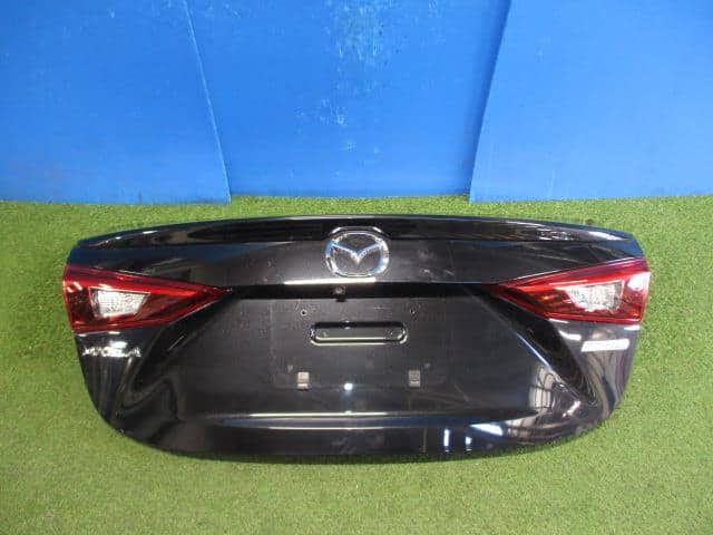Trunk Panel MAZDA Axela 2014 DAA-BYEFP B4Y15261XB — photo 1