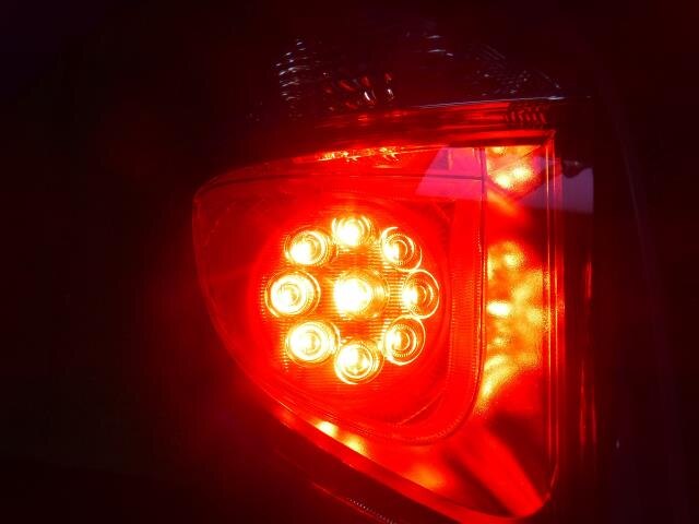Left Tail Light TOYOTA Ractis 2010 DBA-NCP120 — photo 4