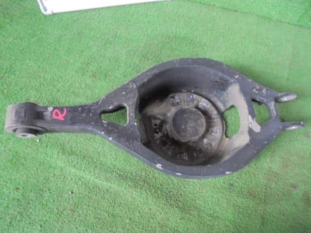 Rear Right Lower Control Arm NISSAN Stagea 2003 GH-NM35 551A0AQ000 — photo 3