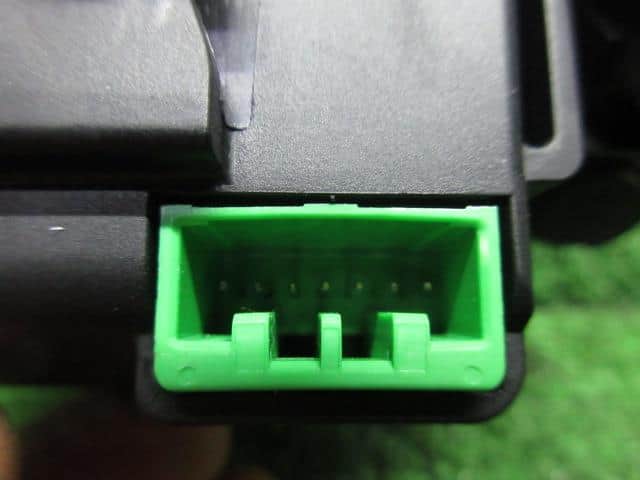 Electrical Component SUZUKI Spacia 2013 DBA-MK32S 3394381M00 — photo 2