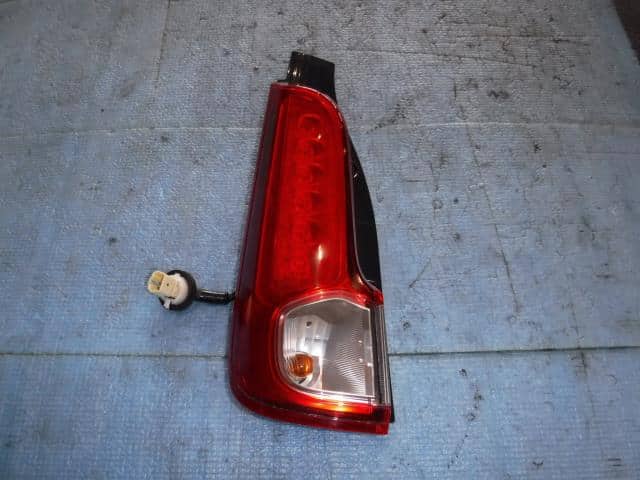Left Tail Light SUZUKI Spacia 2013 DBA-MK32S 3567081M01 — photo 1