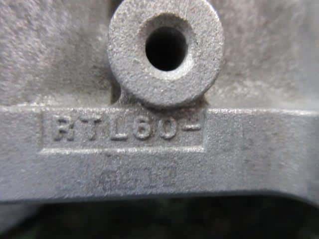 Throttle Body NISSAN Laurel 2000 GF-HC35 — photo 3