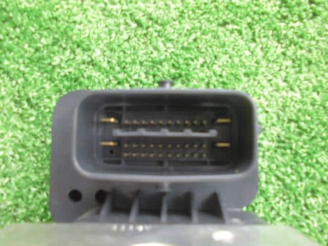 ABS Actuator MITSUBISHI Delica D2 2012 DBA-MB15S — photo 2