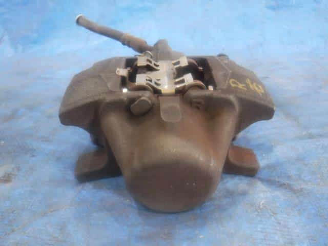 Rear Right Caliper TOYOTA Altezza 2004 TA-GXE10 — photo 3
