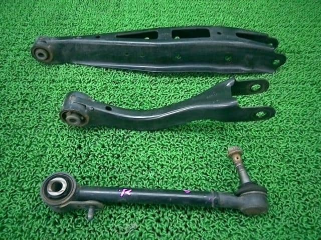 Rear Right Lower Control Arm SUBARU Levorg 2014 DBA-VMG — photo 1
