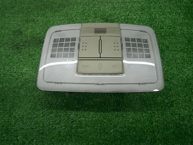 Light TOYOTA Premio 2010 DBA-ZRT261 — photo 1