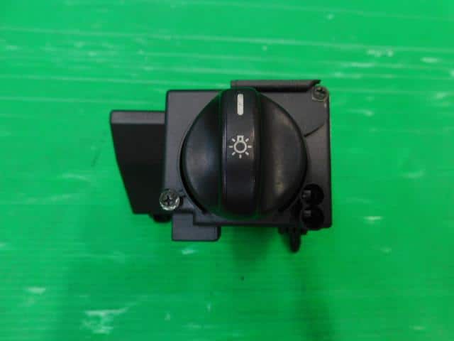 Switch MERCEDES-BENZ Benz slk class 1997 GF-170447 — photo 1