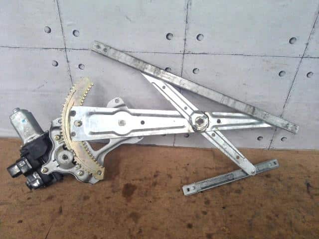 Front Left Door Regulator MITSUBISHI Pajero Mini 2003 TA-H58A MR371427 — photo 2