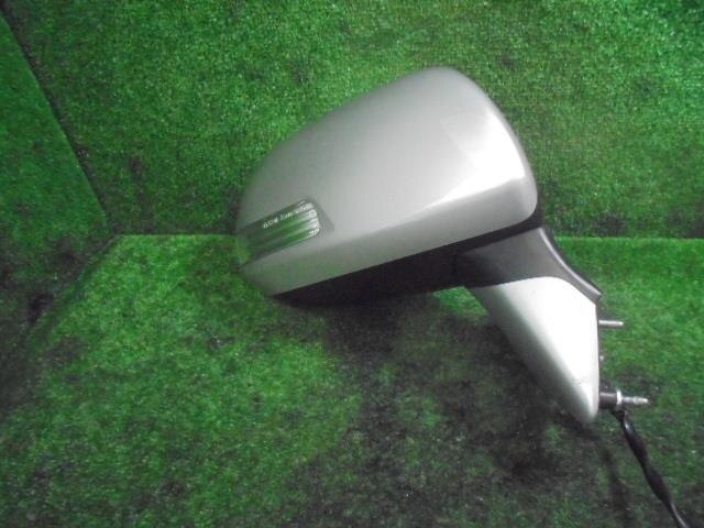Right Side Mirror TOYOTA Noah 2010 DBA-ZRR70 — photo 1