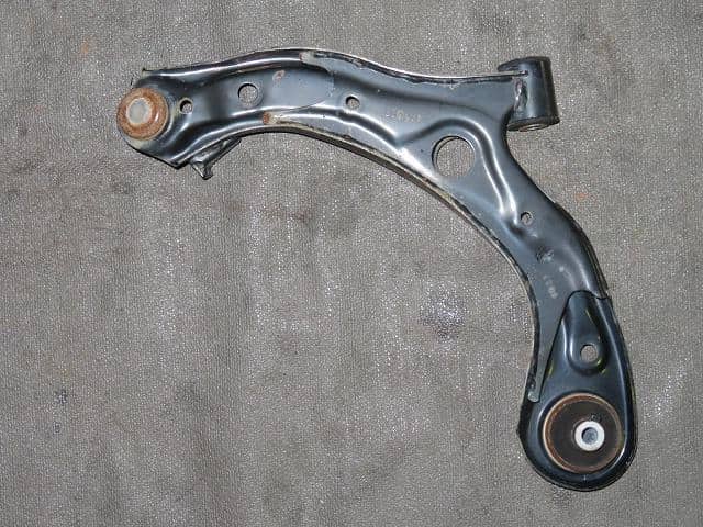 Front Right Lower Control Arm HONDA N-wgn 2014 DBA-JH1 — photo 2