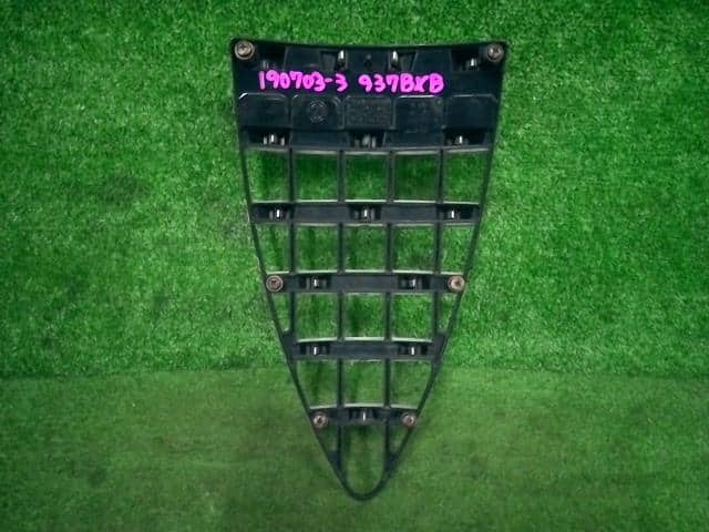 Radiator Grille ALFA ROMEO 147 2004 GH-937BXB — photo 2