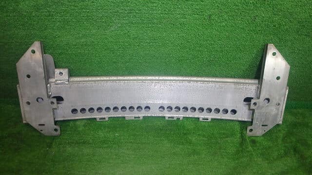 Front Bumper Reinforcement BMW Bmw mini_ 2002 GH-RE16 — photo 2