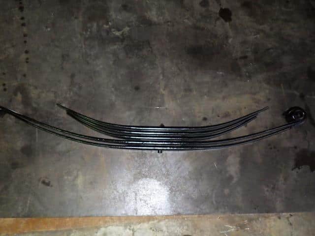 Rear Right Leaf Spring Assembly HINO Ranger 2010 BKG-FC7JCYA — photo 1