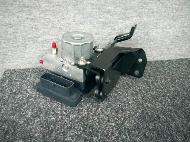 ABS Actuator NISSAN X-Trail 2016 DBA-T32 — photo 2