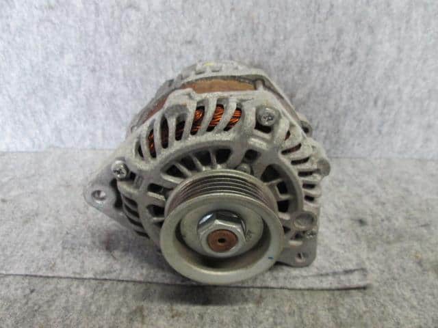 Alternator HONDA Fit 2011 DBA-GE6 — photo 1
