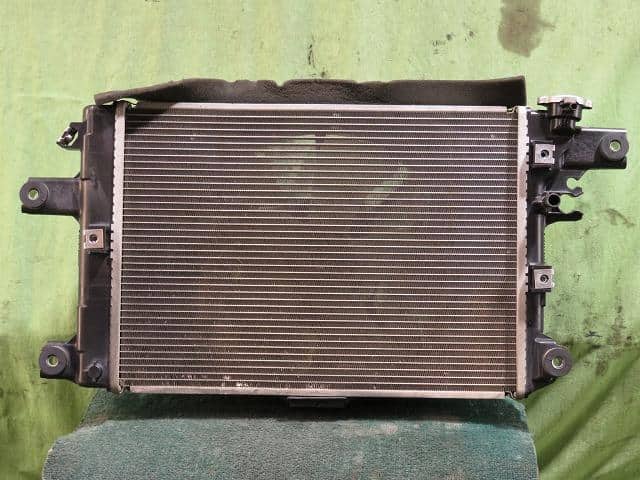 Radiator DAIHATSU Hijet 2009 EBD-S211P — photo 1