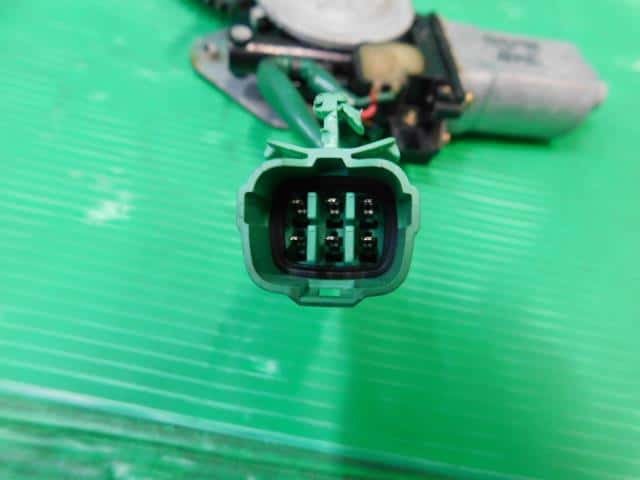 Front Right Door Regulator SUZUKI Twin 2004 CBA-EC22S 8343084G20 — photo 3