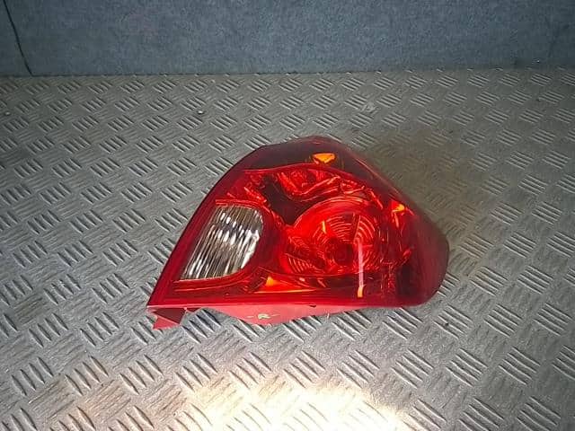 Right Tail Light MAZDA Verisa 2004 DBA-DC5W D46151150D — photo 1