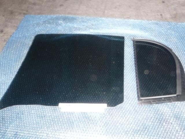 Rear Right Door Windshield TOYOTA Passo 2012 DBA-KGC30 — photo 1