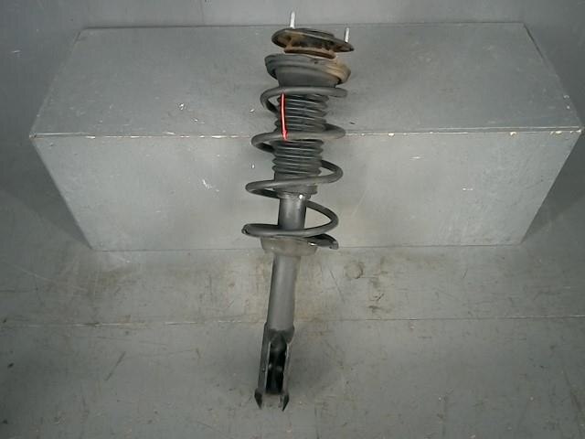 Front Right Strut TOYOTA Porte 2010 CBA-NNP10 — photo 1