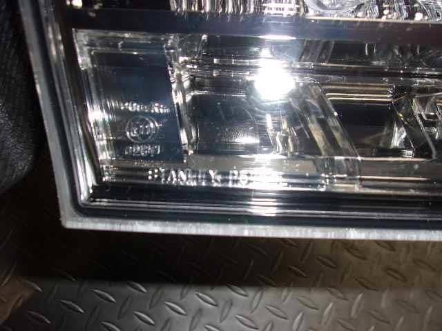 Light MAZDA MPV 2006 DBA-LY3P L208513G0C — photo 3
