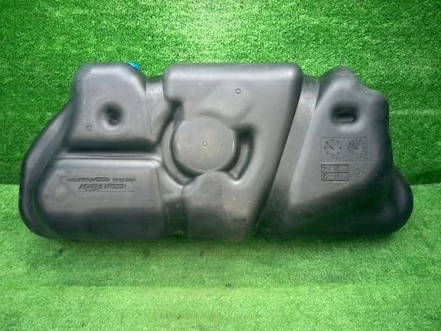 Fuel Tank NISSAN Note 2012 DBA-E12 — photo 4