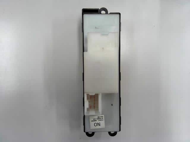 Power Window Switch NISSAN Cube 1999 GH-ANZ10 — photo 2
