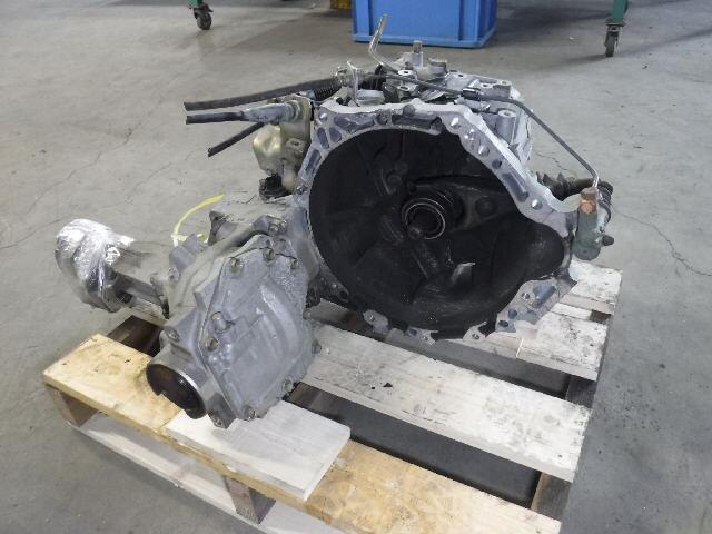 Manual Transmission TOYOTA Vitz 2002 TA-NCP15 — photo 2