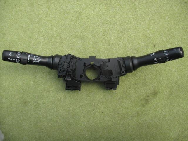 Combination Switch TOYOTA Prius Alpha 2013 DAA-ZVW41 — photo 1