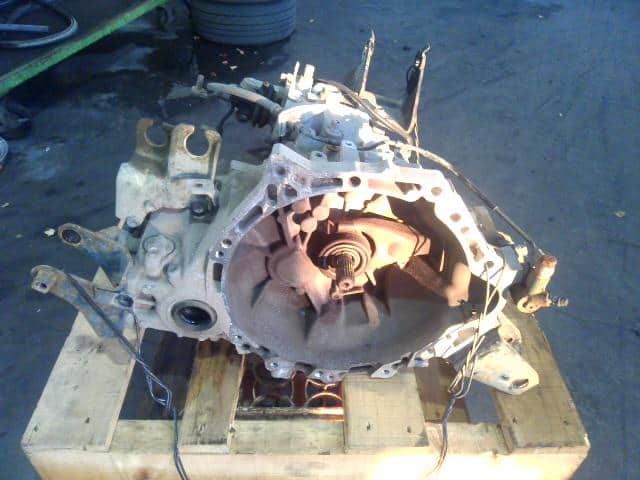 Manual Transmission TOYOTA COROLLA 2001 TA-NZE120 303001A770 — photo 1