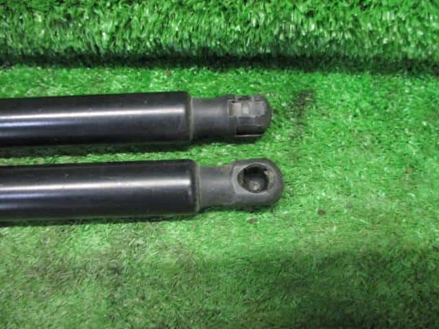 Tail Gate Damper HONDA N BOX 2012 DBA-JF2 — photo 3