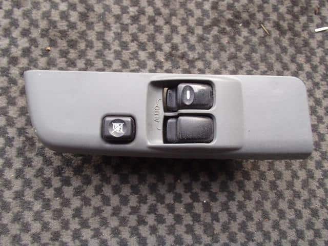 Power Window Switch NISSAN Nv100 clipper 2013 GBD-U71 — photo 1