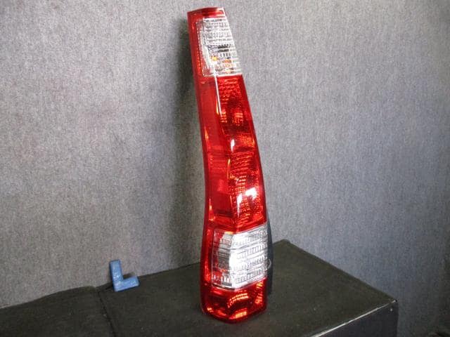 Left Tail Light HONDA CR-V 2006 CBA-RD6 33551S9AJ01 — photo 2