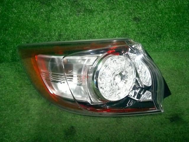 Left Tail Light MAZDA Axela 2010 DBA-BLEFW BCW951160C — photo 1