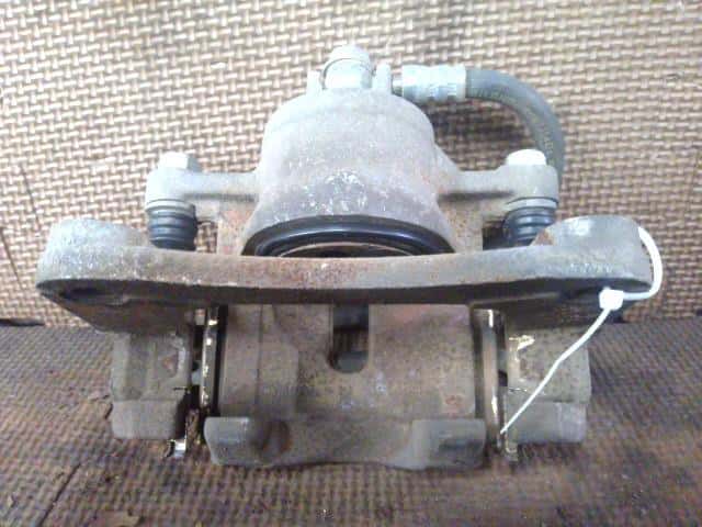 Front Right Caliper MITSUBISHI Ek space 2014 DBA-B11A — photo 2