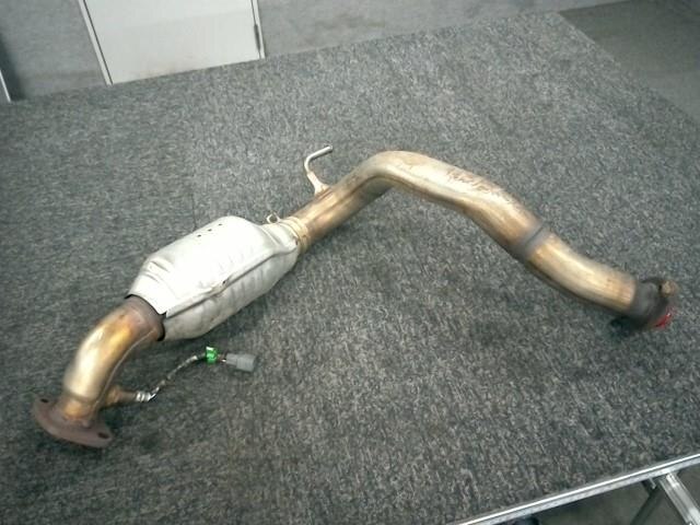 Front Exhaust Pipe TOYOTA FJ Cruiser 2013 CBA-GSJ15 — photo 4