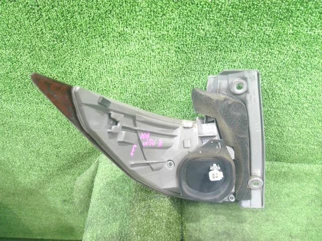 Right Tail Light TOYOTA Estima 2008 DBA-ACR50 — photo 2