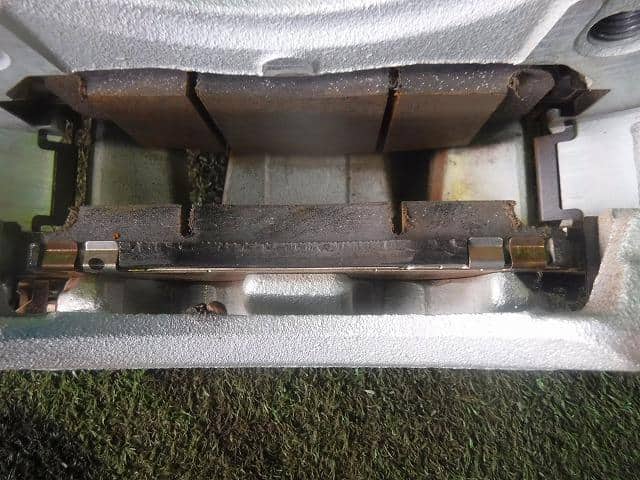 Front Left Caliper NISSAN Leaf_ 2019 ZAA-ZE1 — photo 5