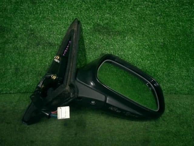 Right Side Mirror TOYOTA Caldina 2002 GF-ST215 — photo 2