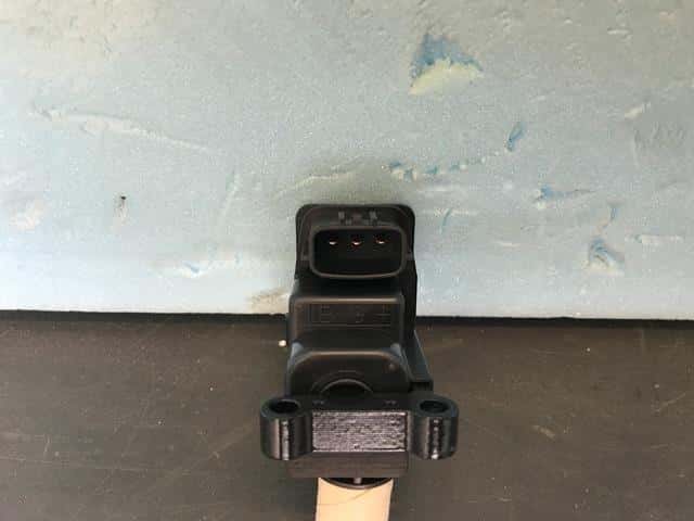 Ignition Coil NISSAN Stagea 1996 E-WGC34 — photo 2