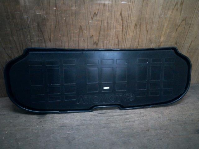 Cargo Cover TOYOTA Noah 2003 TA-AZR65 — photo 3
